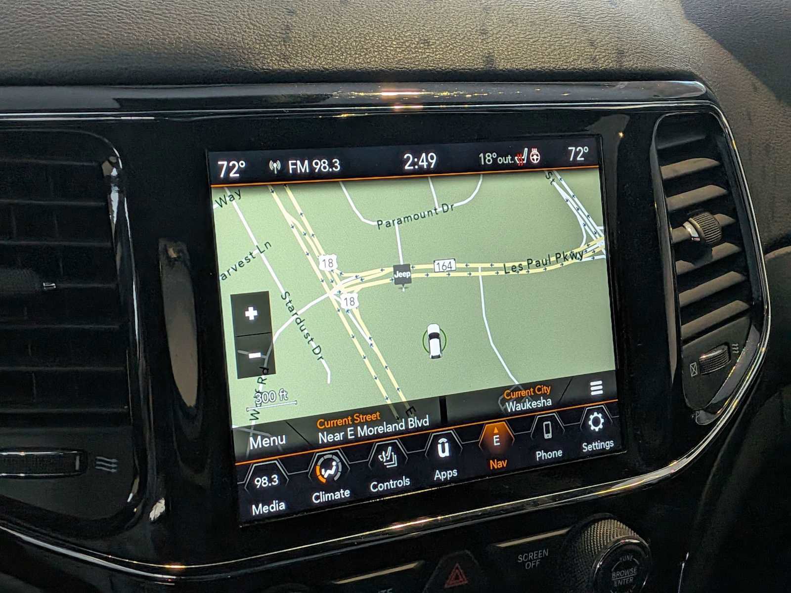 Used 2021 Jeep Grand Cherokee Laredo X image 29