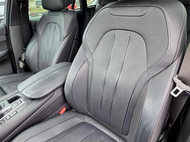 Used 2019 BMW X6 xDrive35i w/ M Sport Package AWD/4WD image 35