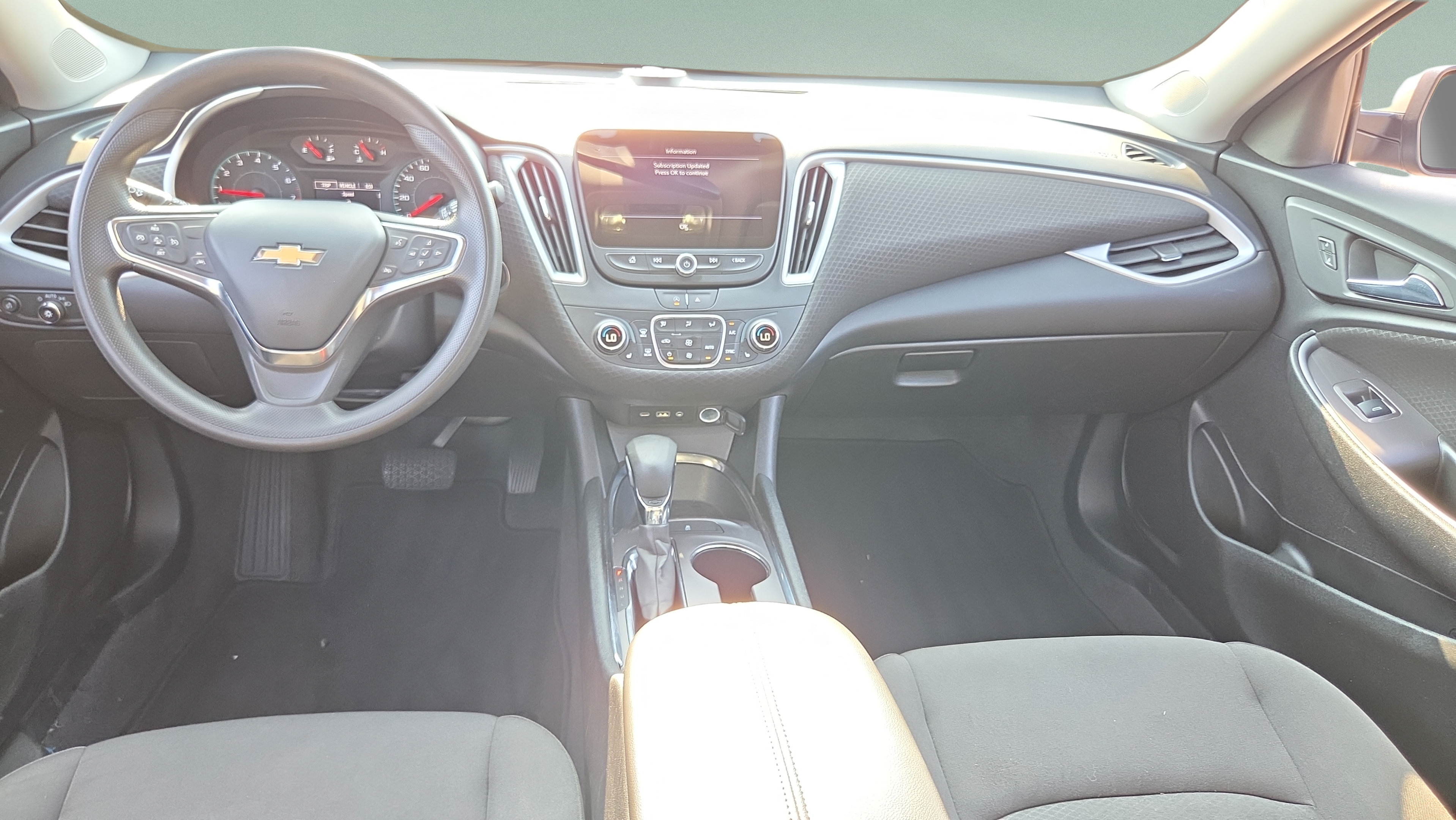 Certified 2023 Chevrolet Malibu LT FWD image 12