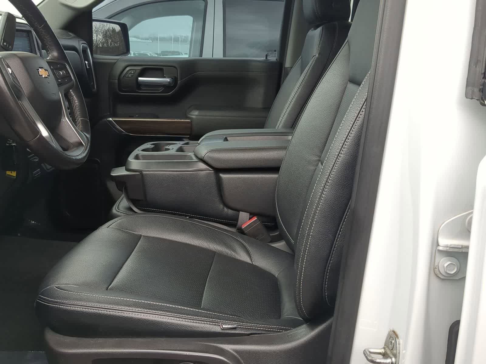 Used 2021 Chevrolet Silverado 1500 LT w/ Fleet Comfort Package image 16