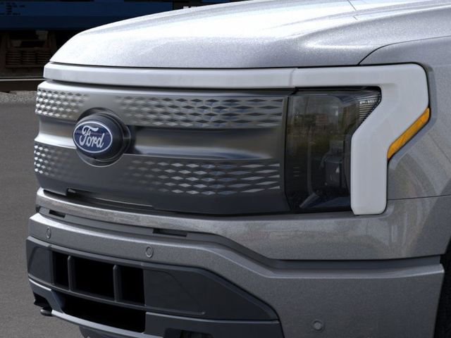 New 2025 Ford F150 Lightning Flash AWD/4WD image 17