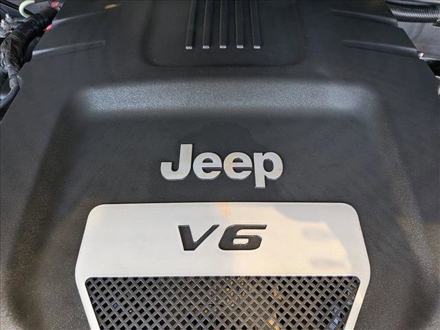 Used 2014 Jeep Wrangler Unlimited Rubicon w/ Dual Top Group image 22