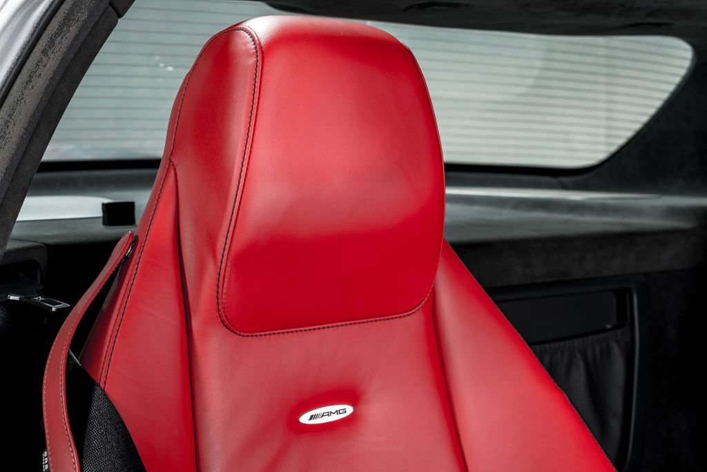 Used 2011 Mercedes-Benz SLS AMG Coupe image 30