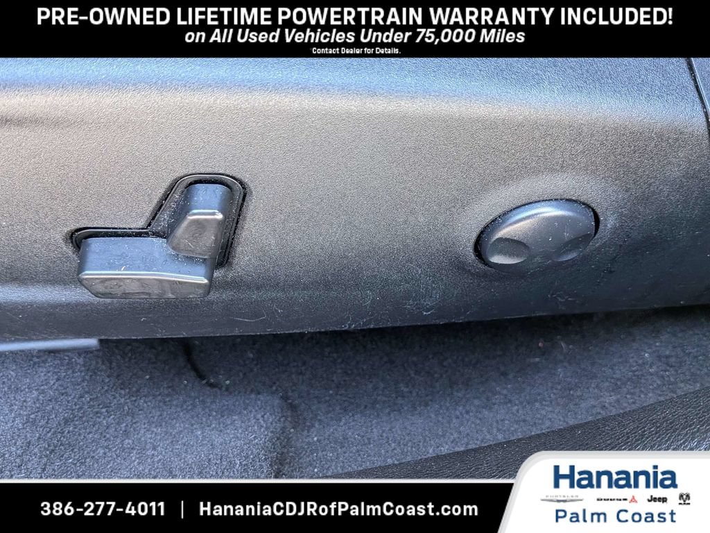 Used 2023 Dodge Charger R/T w/ Blacktop Package RWD image 17