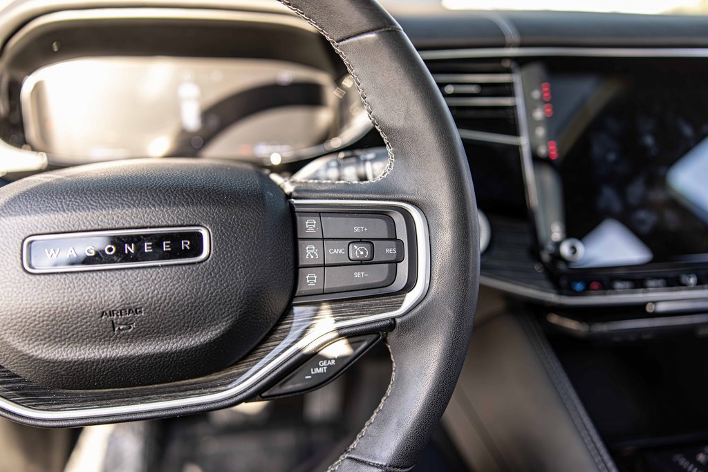 Used 2022 Jeep Wagoneer Series II w/ Premium Group I image 25