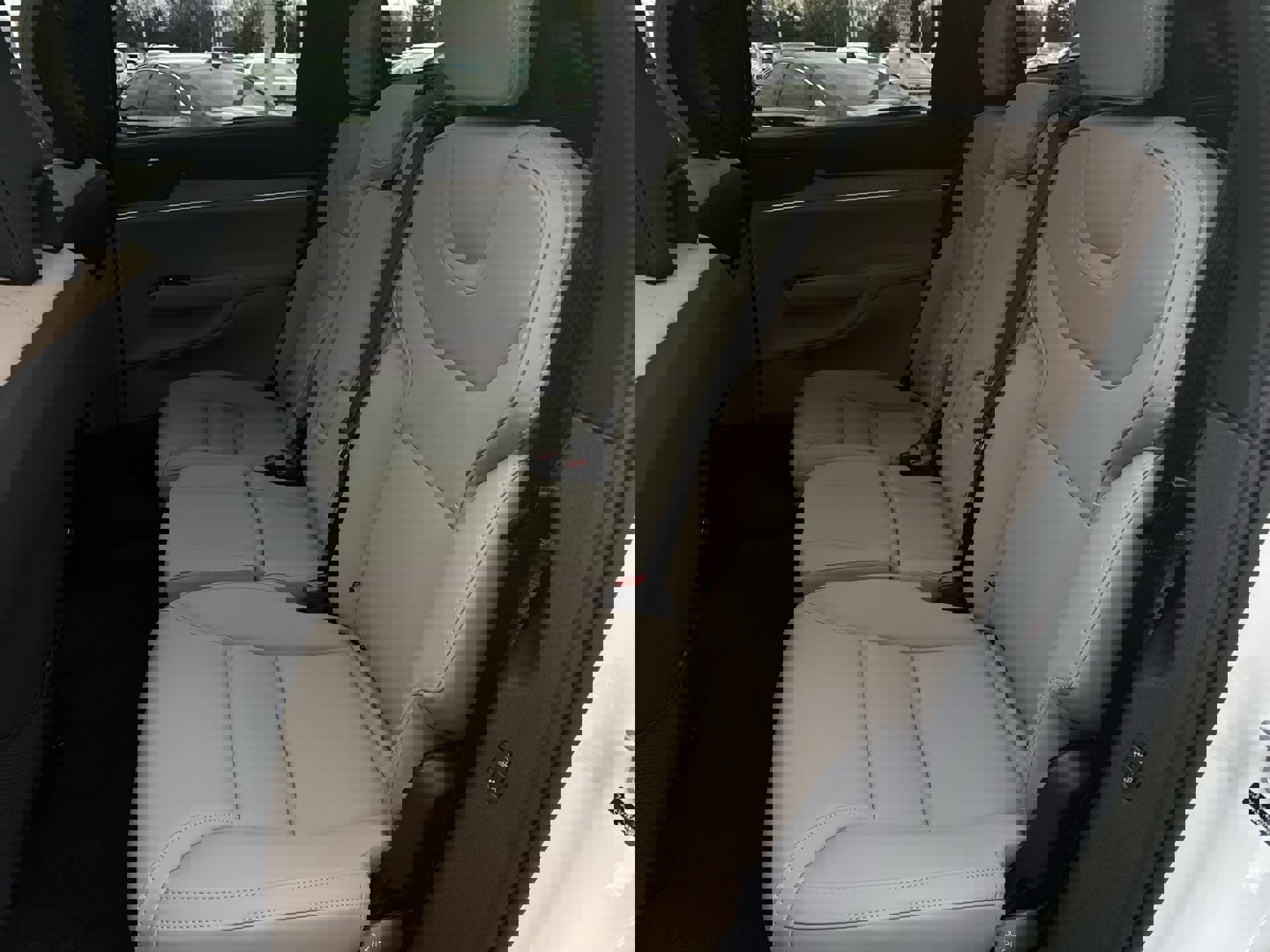 New 2025 Volvo EX90 Plus image 26