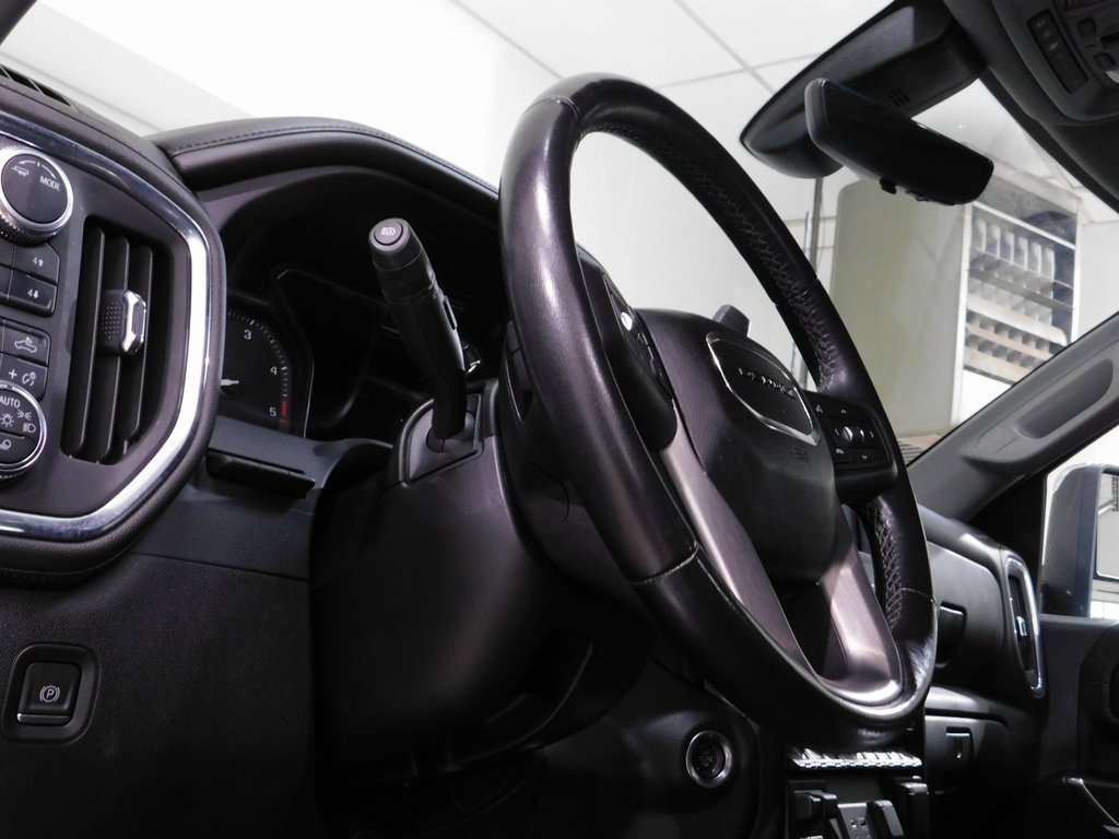 Used 2022 GMC Sierra 3500 Denali w/ Technology Package image 36