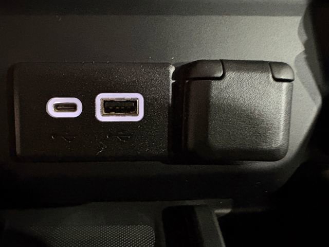 Used 2019 GMC Sierra 1500 SLT w/ SLT Premium Plus Package image 19