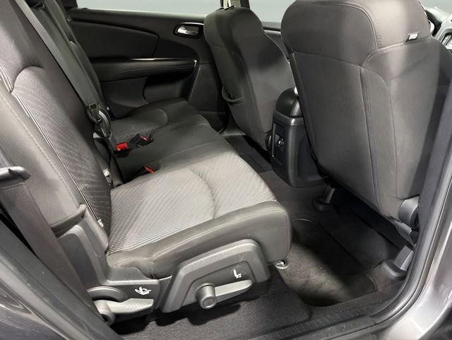 Used 2014 Dodge Journey SE w/ Flexible Seating Group FWD image 29