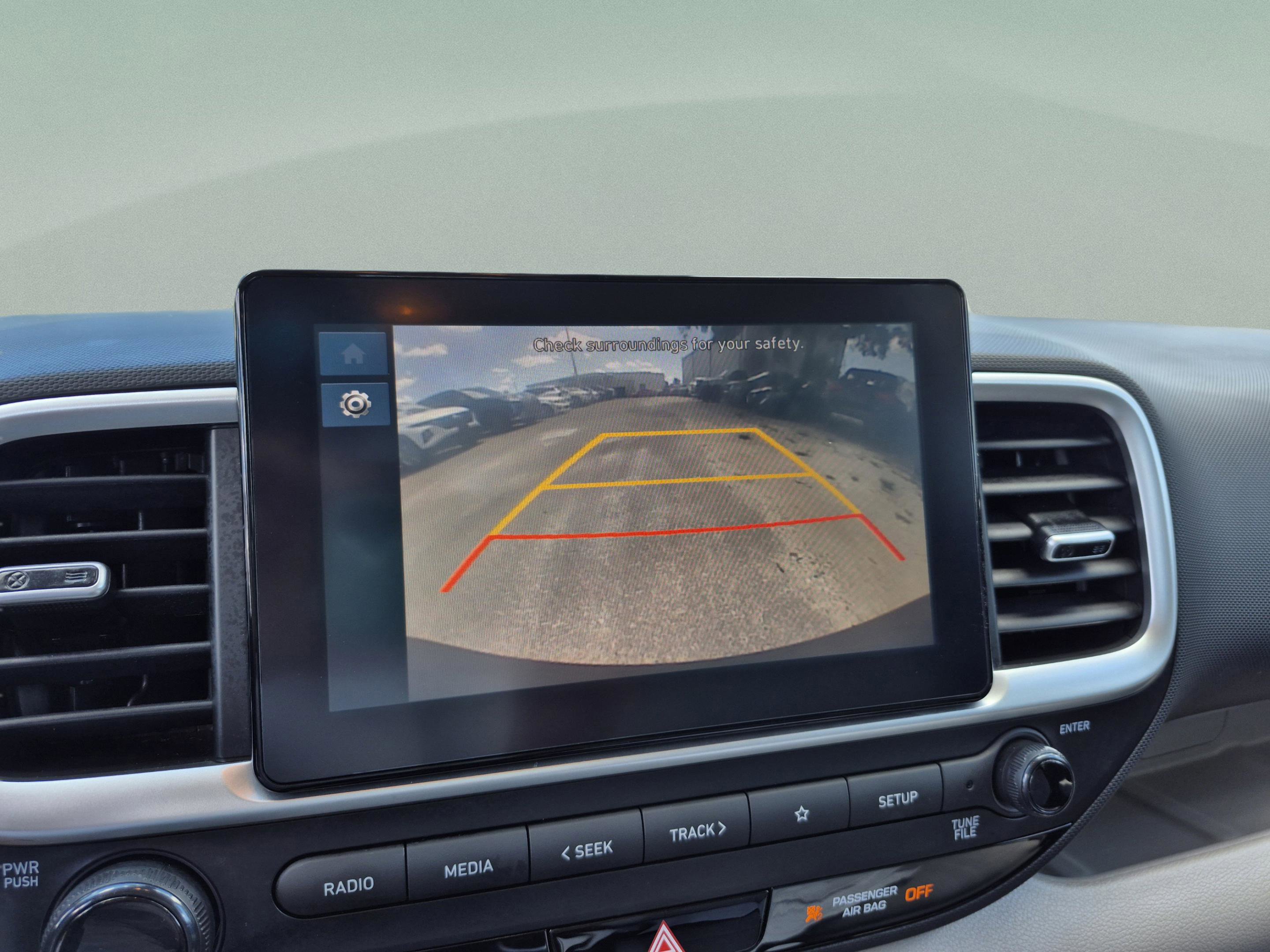 Used 2023 Hyundai Venue SEL FWD image 22