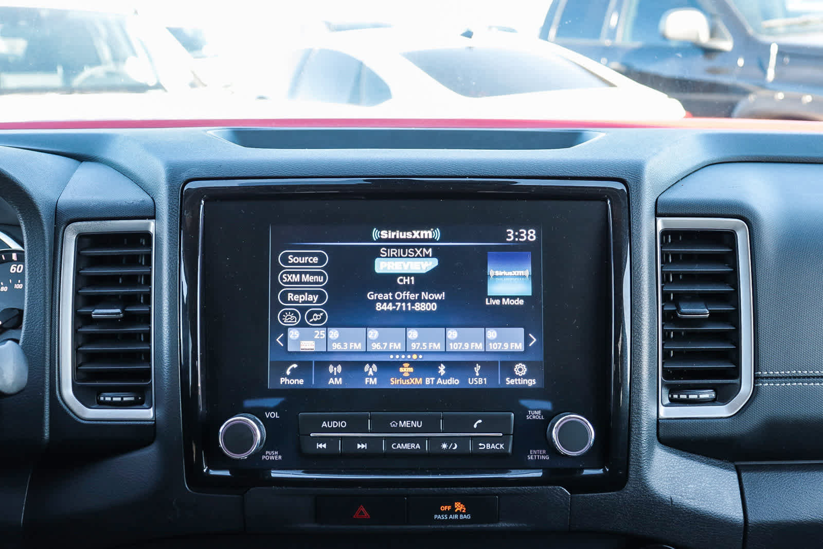 Used 2023 Nissan Frontier SV w/ SV Convenience Package image 13