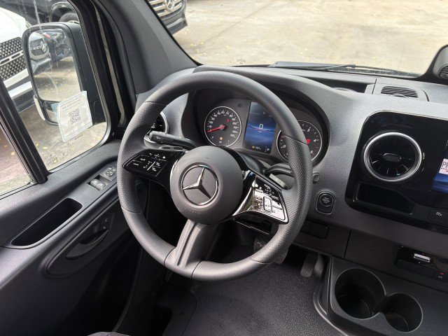 New 2026 Mercedes-Benz Sprinter 2500 image 12