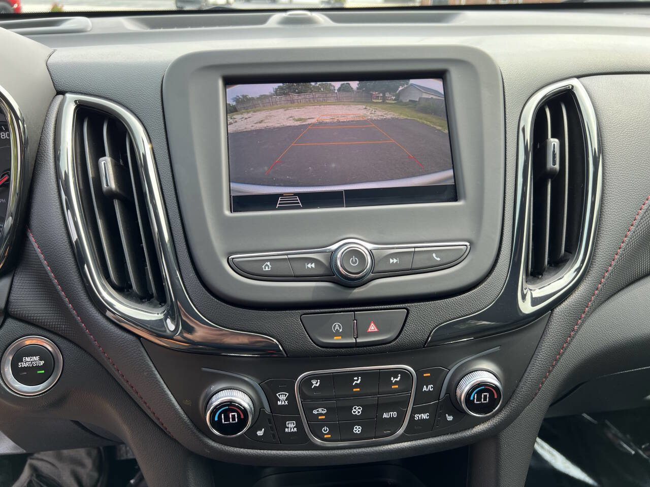 Used 2022 Chevrolet Equinox RS image 18