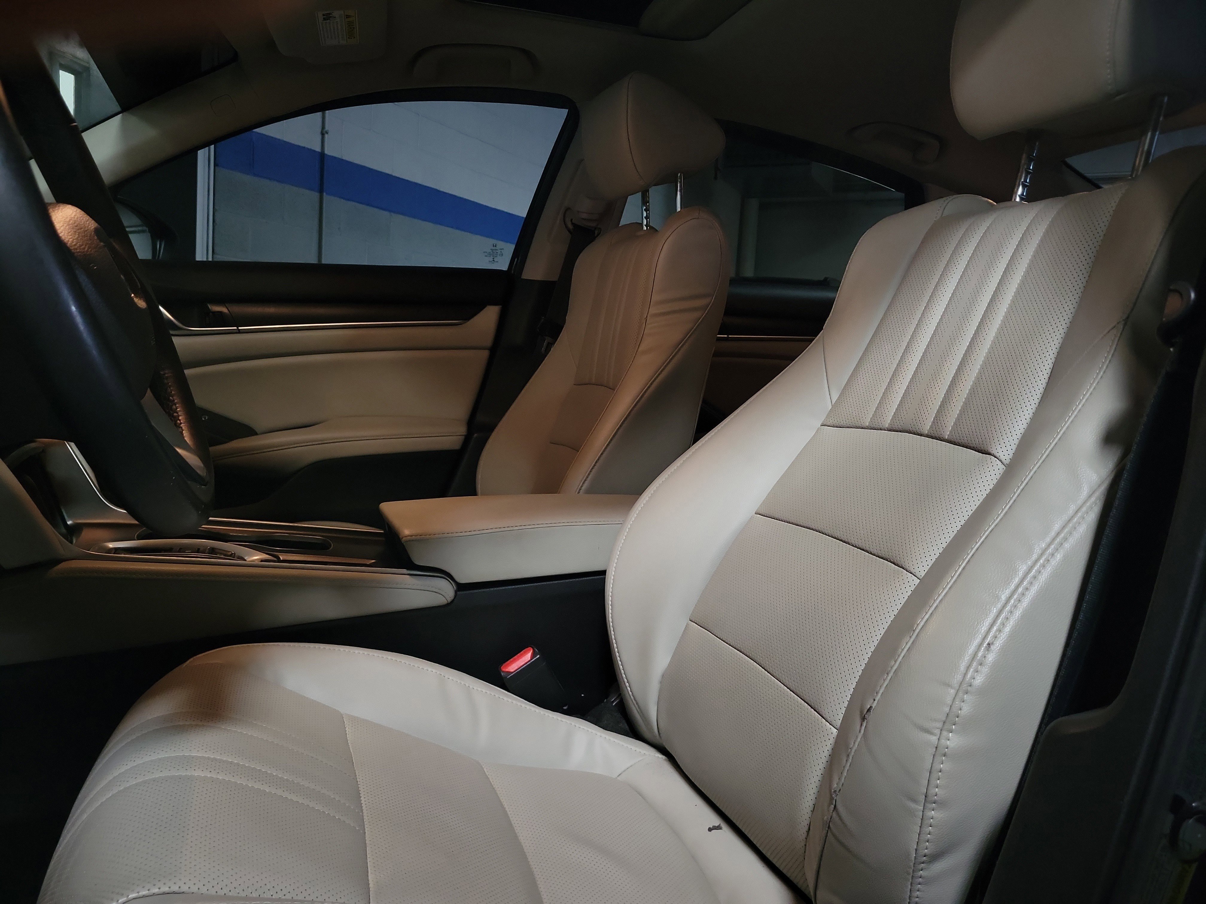 Used 2018 Honda Accord EX-L image 18