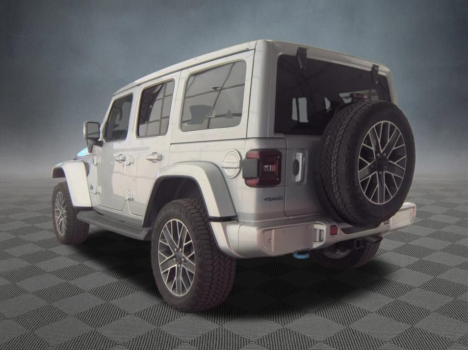 Used 2024 Jeep Wrangler High Altitude AWD/4WD image 4