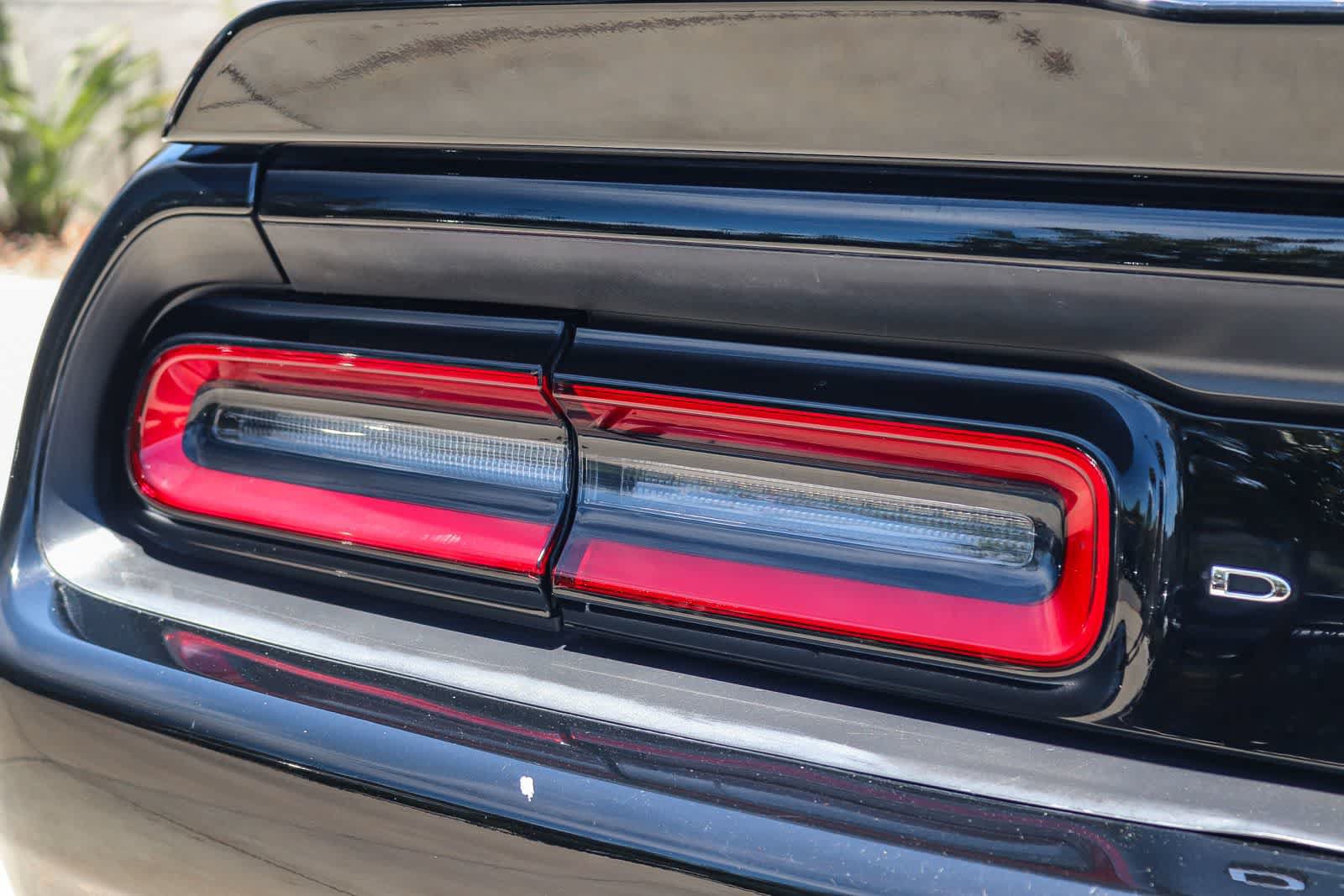 Used 2022 Dodge Challenger R/T RWD image 7