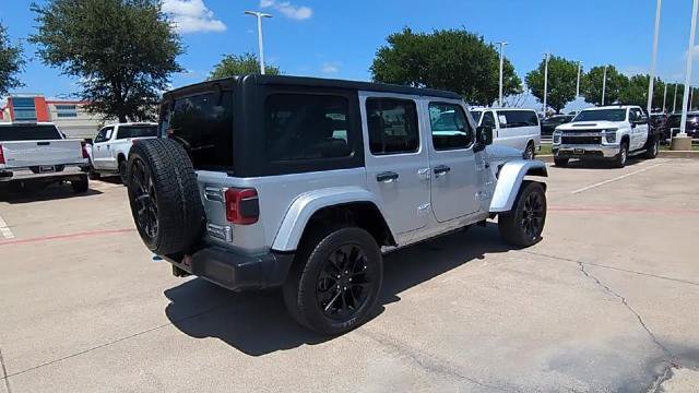 Used 2023 Jeep Wrangler Unlimited Sahara AWD/4WD image 40