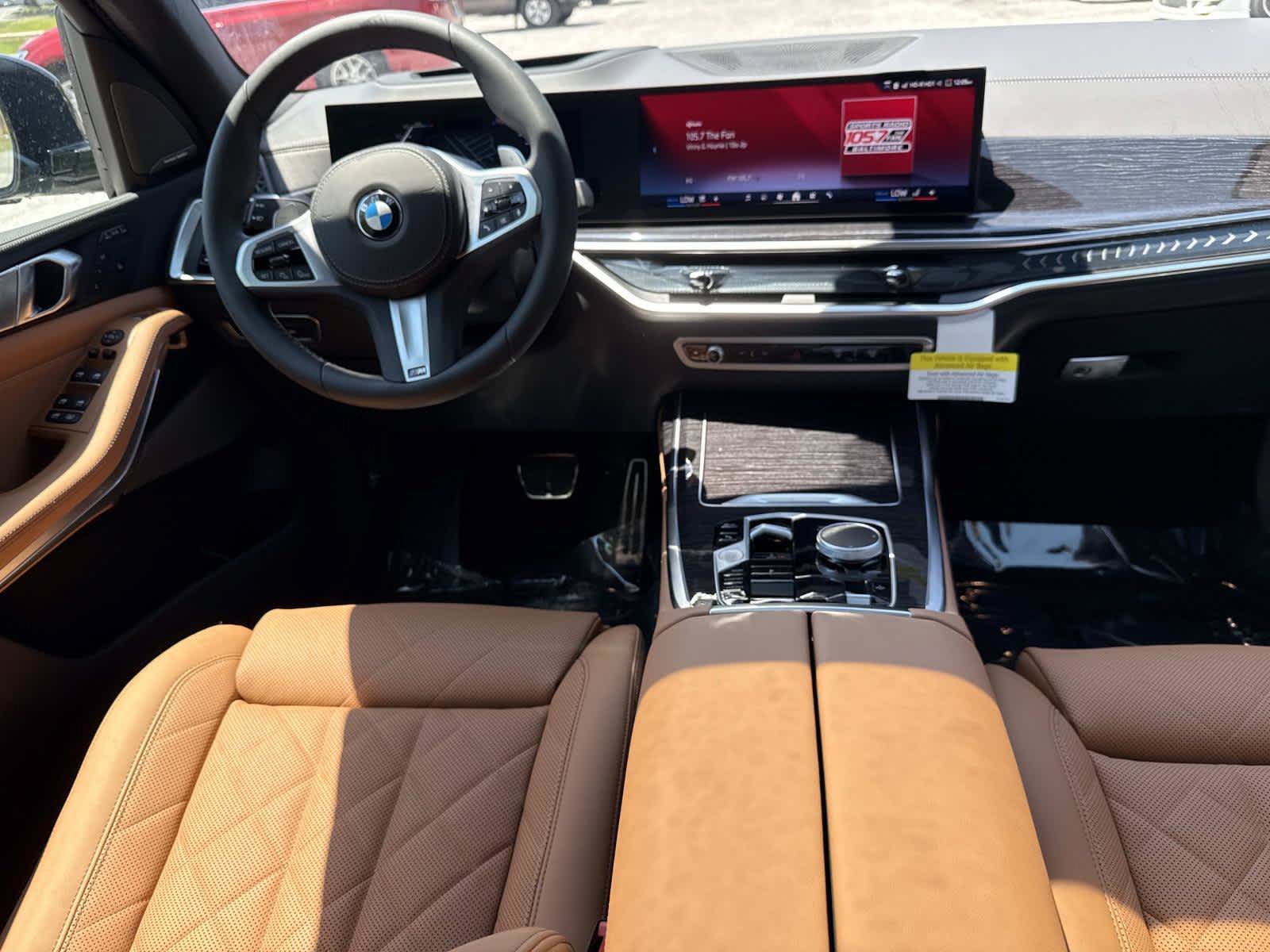 New 2026 BMW X7 xDrive40i w/ M Sport Package AWD/4WD image 17