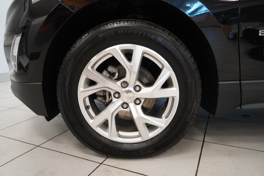 Used 2020 Chevrolet Equinox Premier AWD/4WD image 18