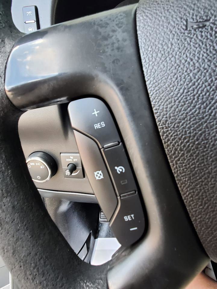 Used 2014 Chevrolet Express 3500 Extended RWD image 11