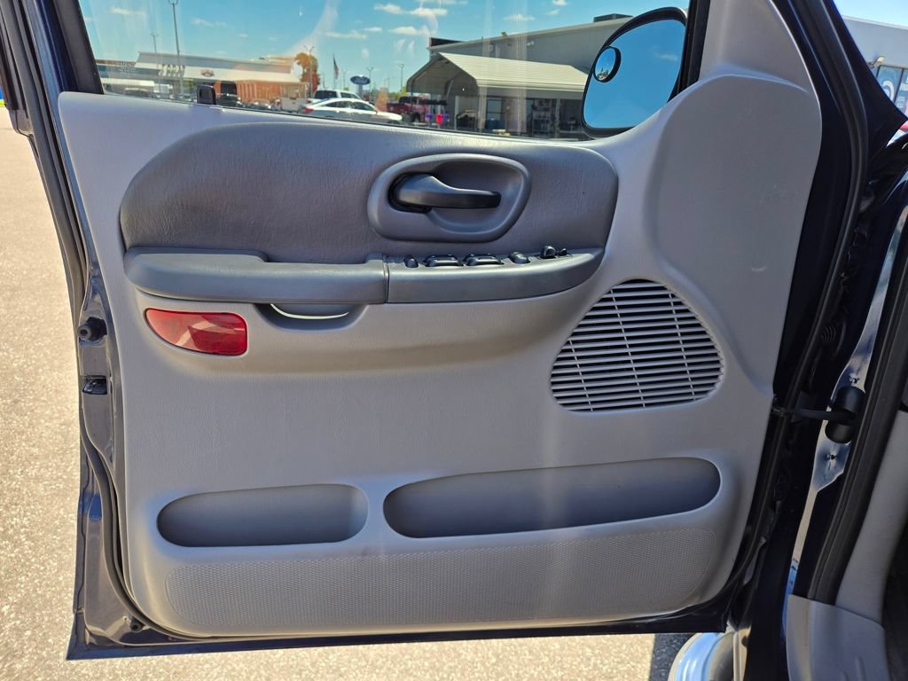 Used 2003 Ford F150 Lariat AWD/4WD image 18