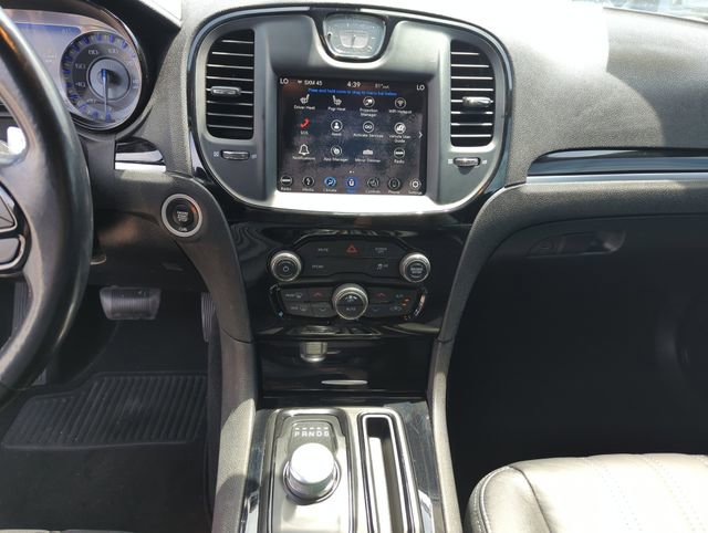 Used 2019 Chrysler 300 S RWD image 23