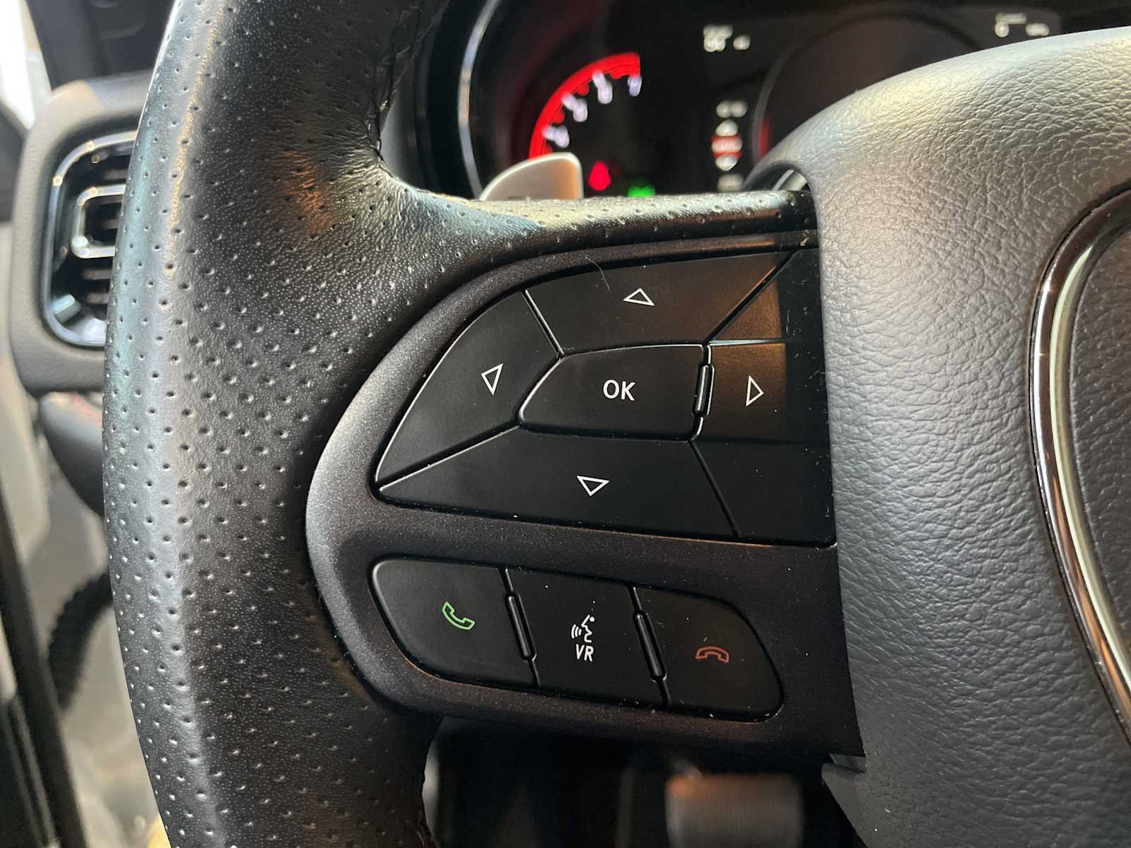 Used 2025 Dodge Durango GT RWD image 19
