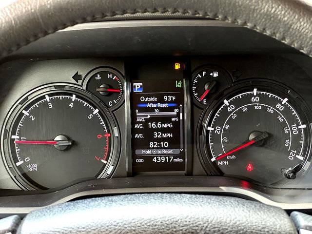 Used 2024 Toyota 4Runner SR5 AWD/4WD image 23