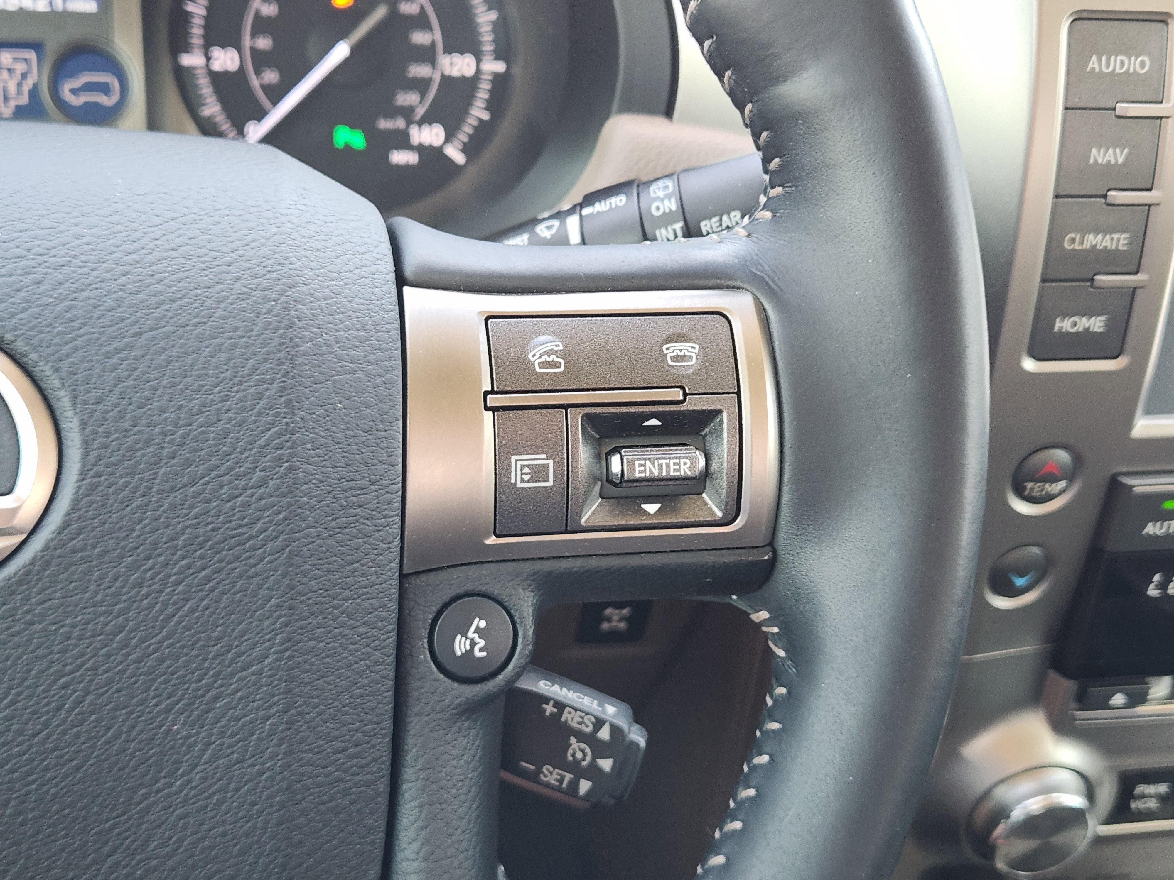 Used 2019 Lexus GX 460 Premium image 35