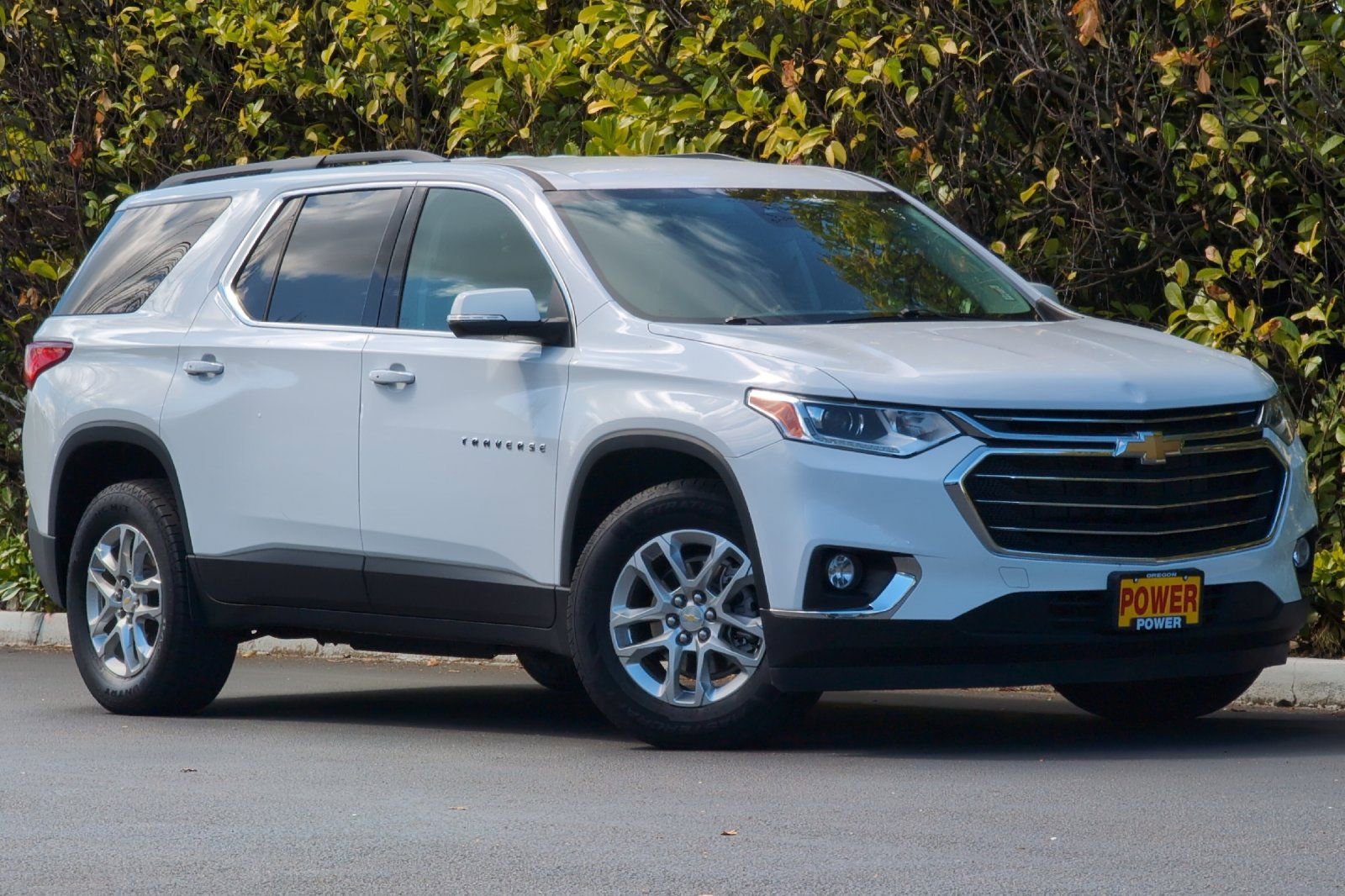 Used 2021 Chevrolet Traverse LT w/ LPO, Cargo Package image 2