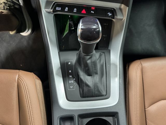 Used 2022 Audi Q3 2.0T Premium Plus AWD/4WD image 22