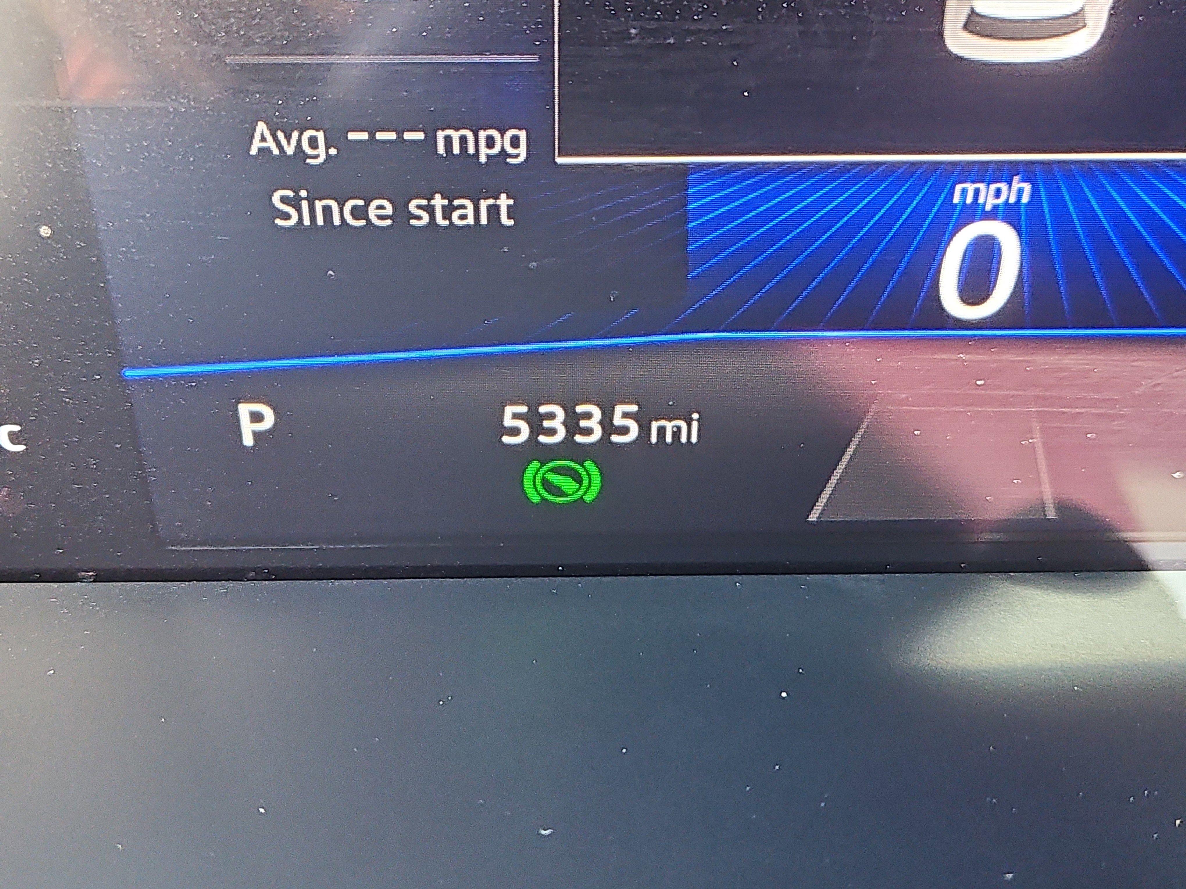 Used 2025 Volkswagen Taos SE image 5