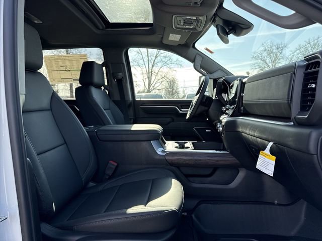 New 2026 GMC Sierra 3500 SLT w/ SLT Premium Package AWD/4WD image 26