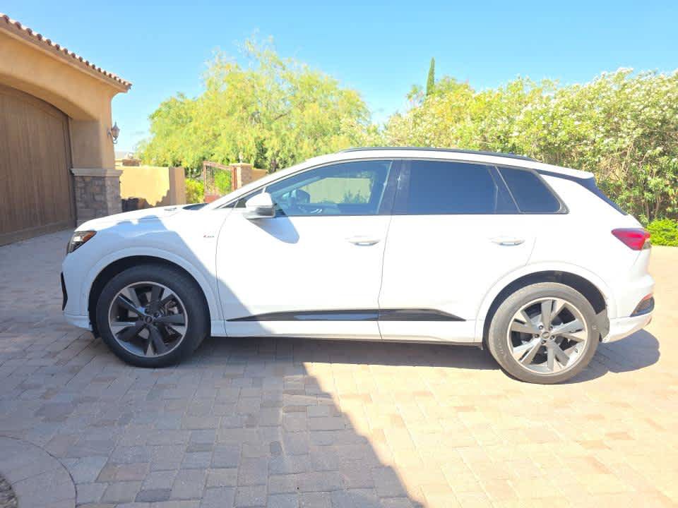 Used 2023 Audi Q4 e-tron Premium Plus w/ Premium Plus AWD/4WD image 8