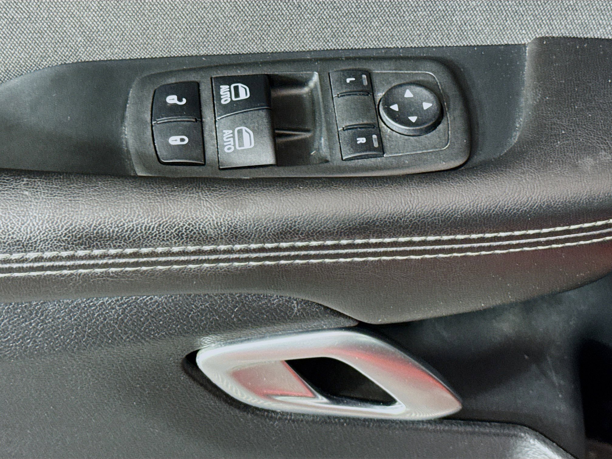 Used 2018 Dodge Challenger SXT w/ Blacktop Package image 23