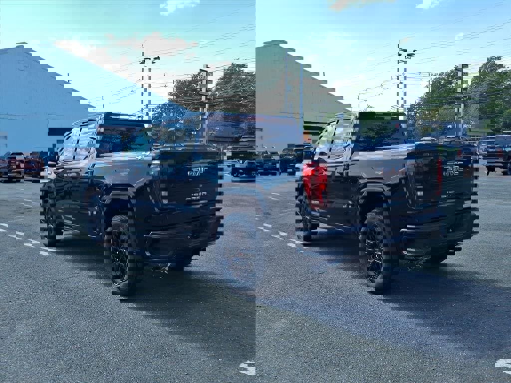 New 2026 GMC Sierra 1500 Elevation image 5