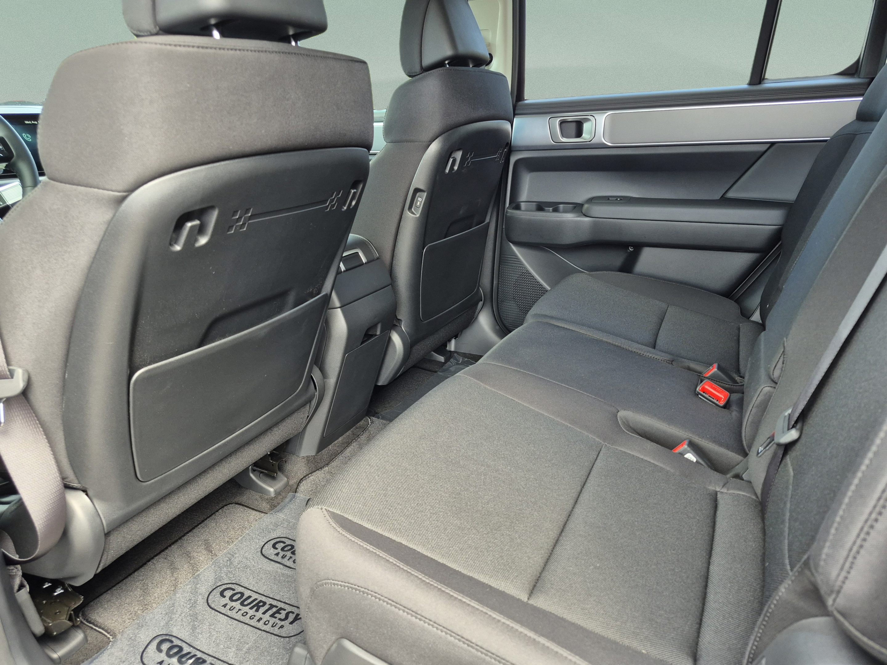 New 2027 Hyundai Santa Fe SE FWD image 20
