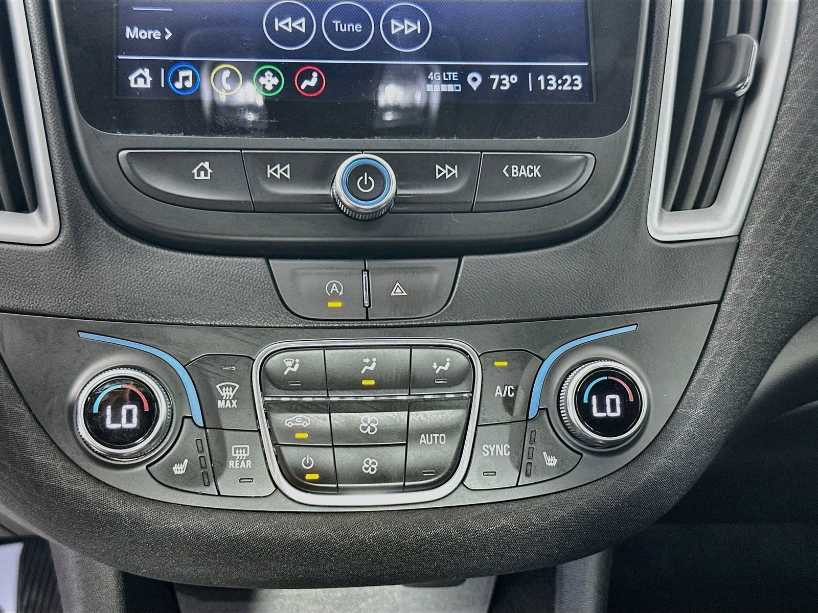 Used 2023 Chevrolet Malibu LT FWD image 15