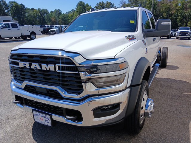 New 2027 RAM 4500 Tradesman w/ Chrome Appearance Group AWD/4WD image 8