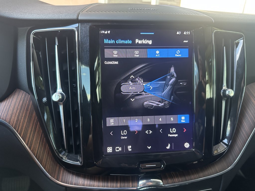 Used 2023 Volvo XC60 B5 Plus w/ Climate Package AWD/4WD image 23