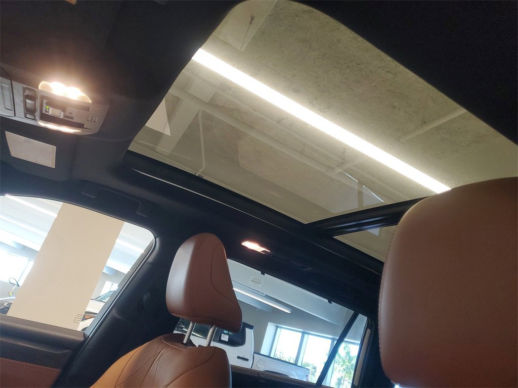 Certified 2021 Toyota Highlander Platinum image 20