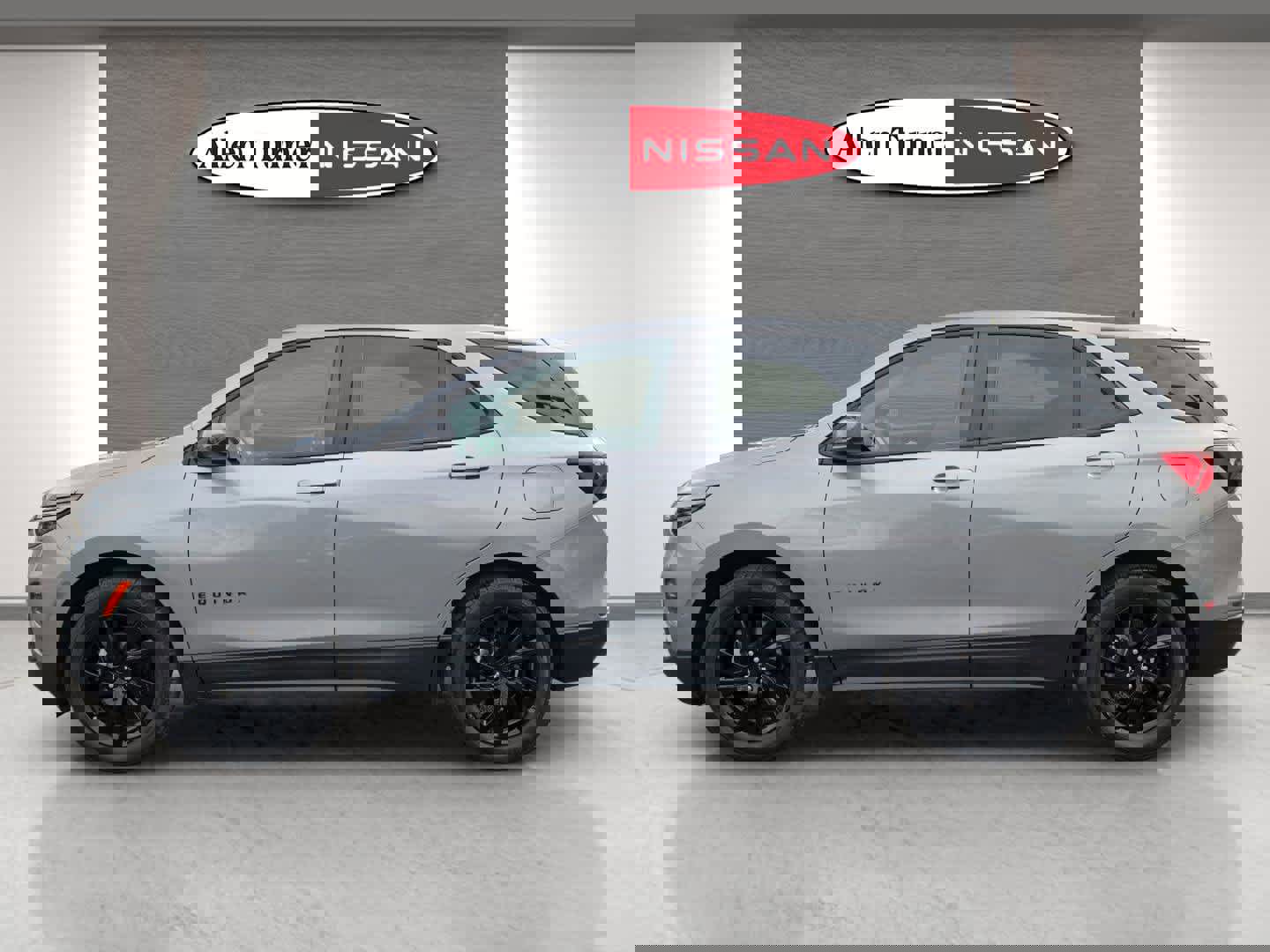 Used 2023 Chevrolet Equinox LS w/ LS Convenience Package image 10