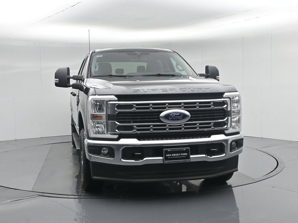 New 2026 Ford F250 XLT w/ FX4 Off-Road Package AWD/4WD image 24