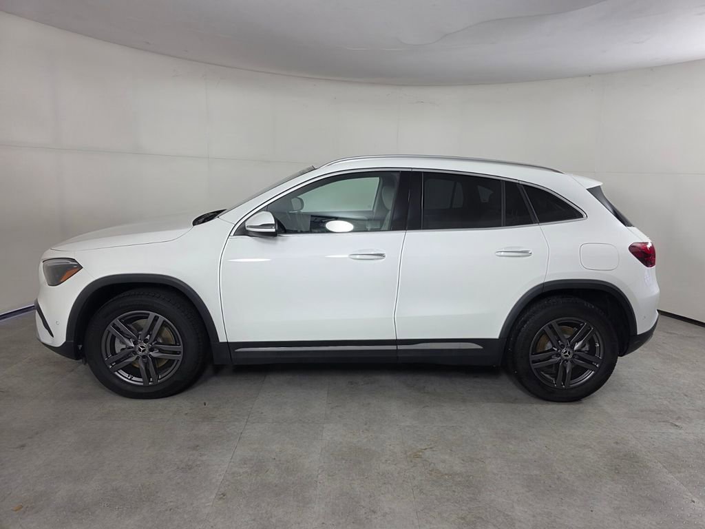 Certified 2025 Mercedes-Benz GLA 250 image 7