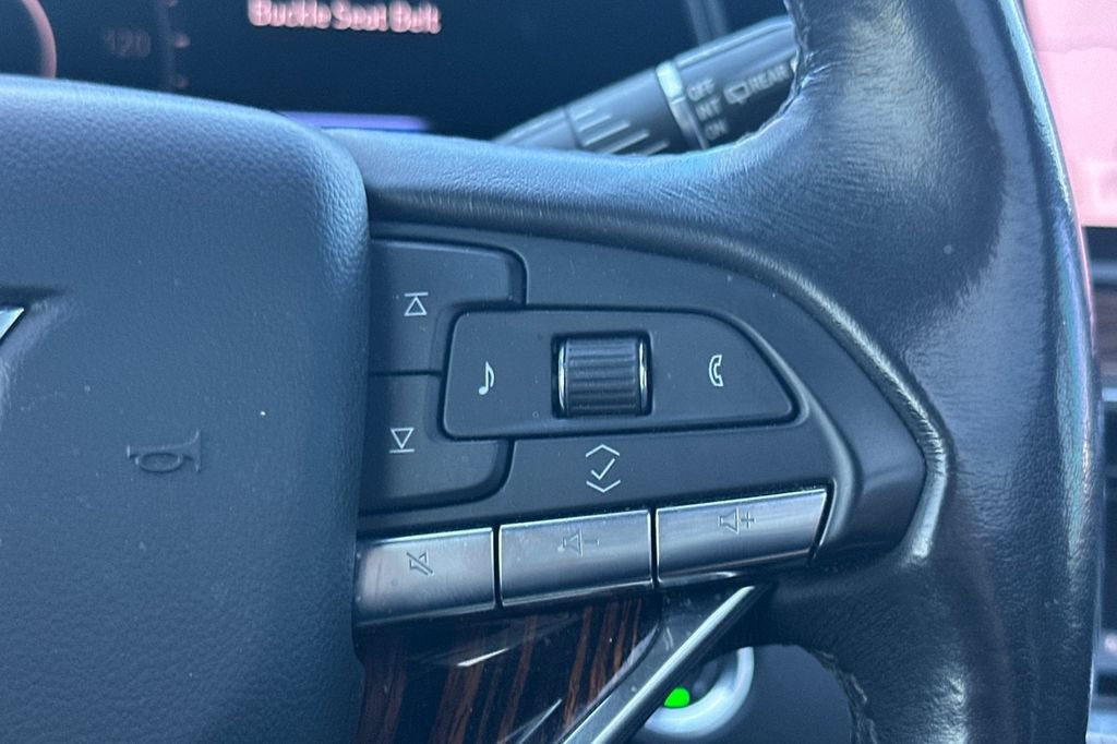 Certified 2021 Cadillac Escalade ESV Premium Luxury w/ Driver Assist Tech Package AWD/4WD image 37