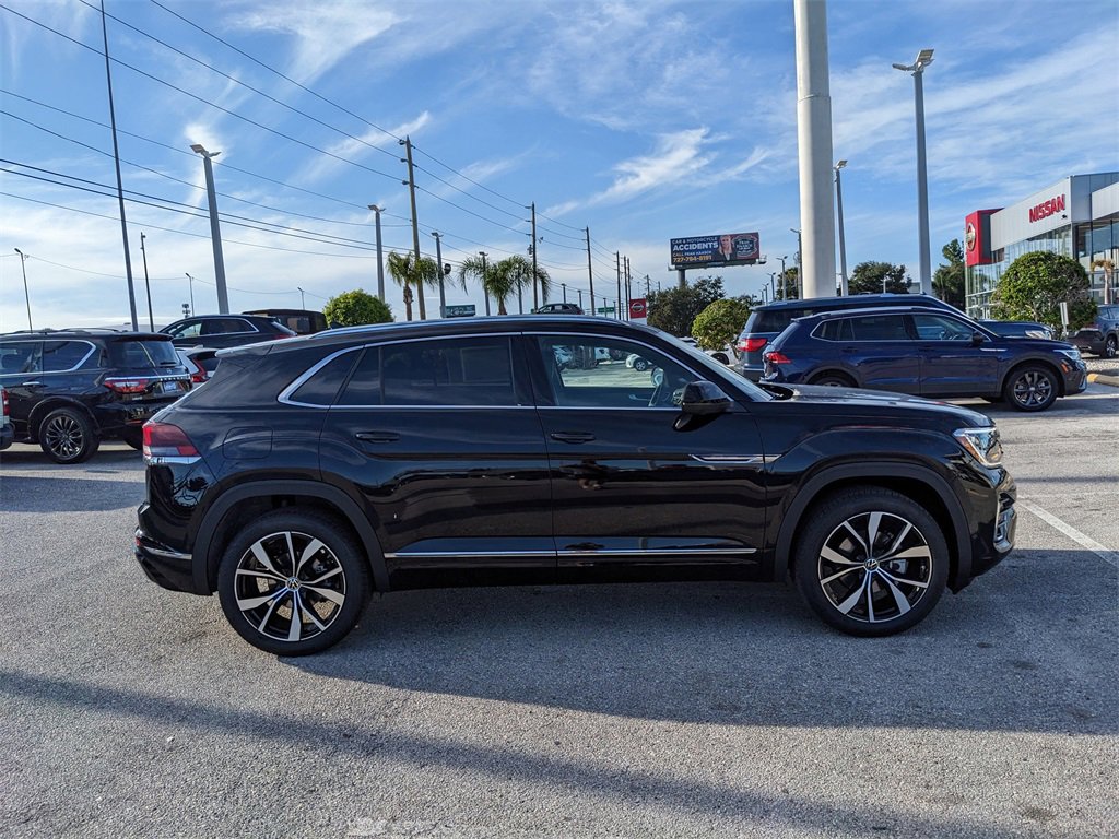 New 2026 Volkswagen Atlas Cross Sport SEL Premium R-Line image 9