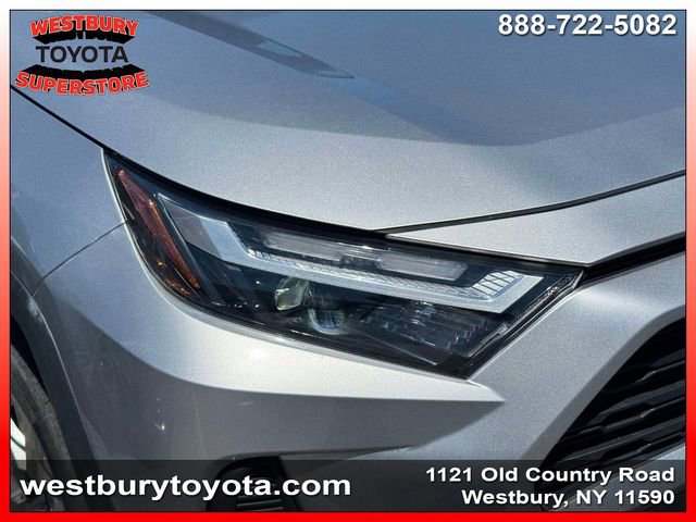 Used 2024 Toyota RAV4 XLE AWD/4WD image 12