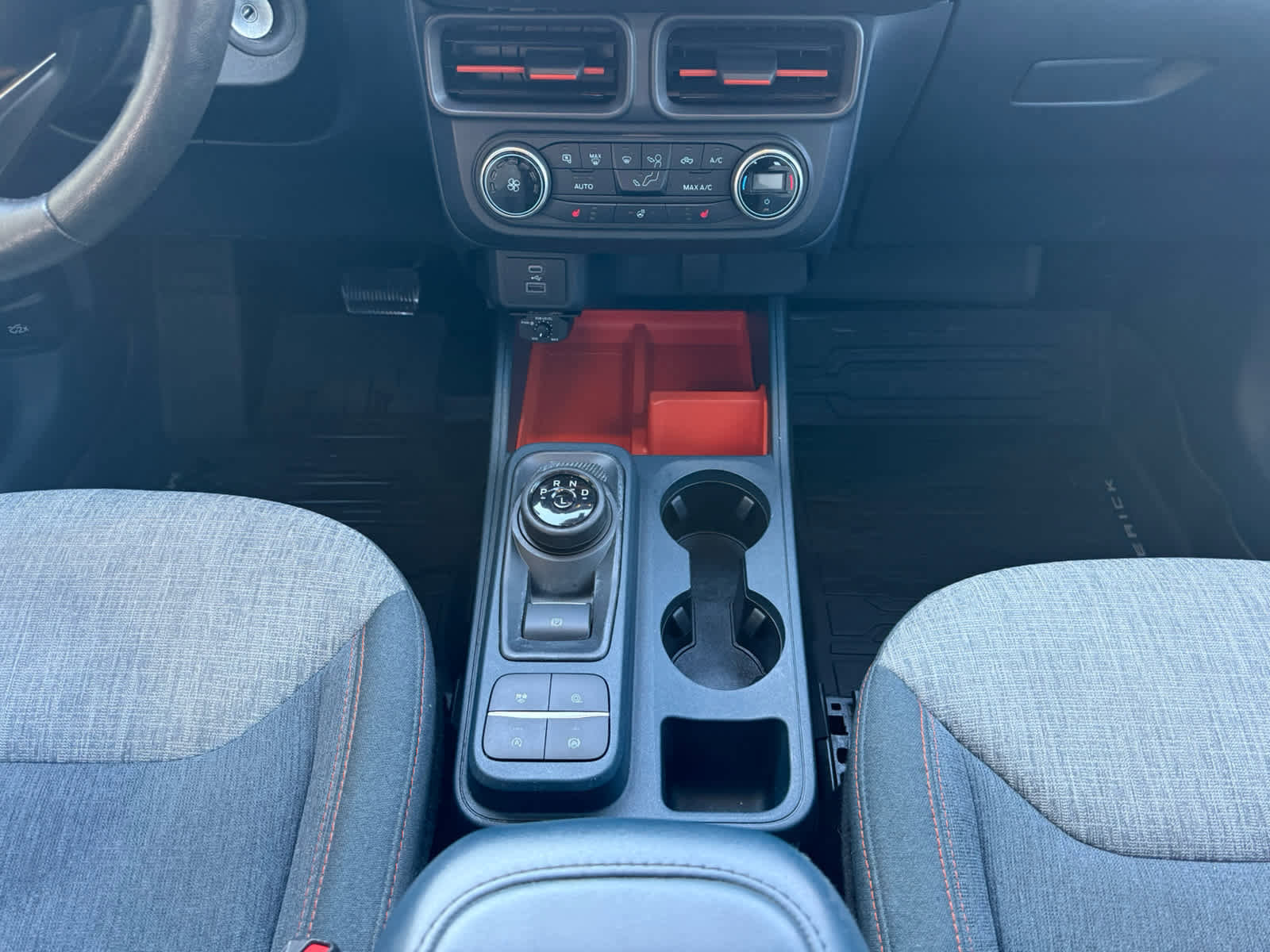 Used 2022 Ford Maverick XLT w/ XLT Luxury Package image 9