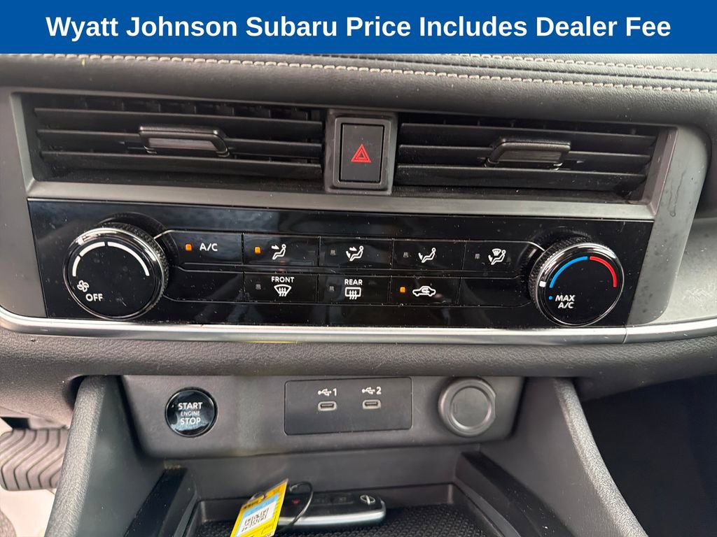Used 2024 Nissan Rogue S FWD image 22