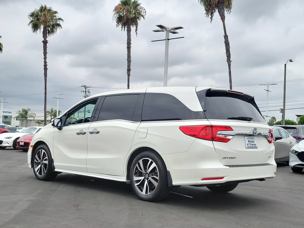 Used 2018 Honda Odyssey Elite image 2